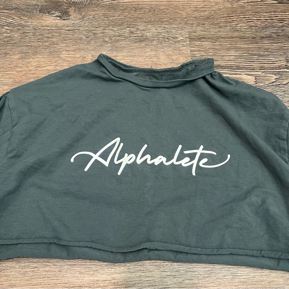 Alphalete Women's Gray Long Sleeve Crop Top - Picture 2 of 5